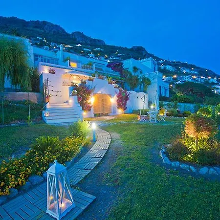 Sleeps 6 Pool Air Con * Praiano