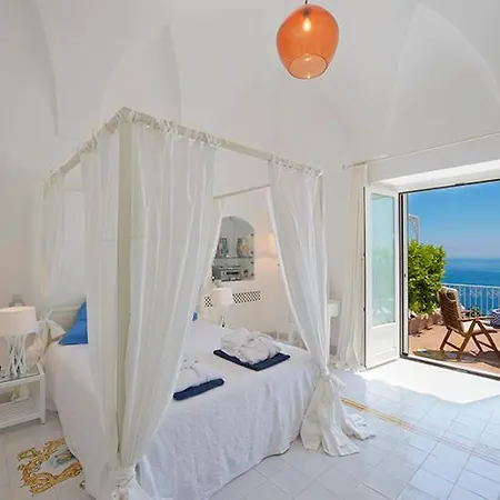 Sleeps 6 Pool Air Con * Praiano