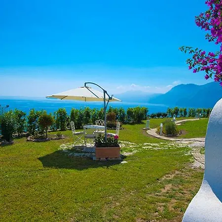 Sleeps 6 Pool Air Con * Praiano