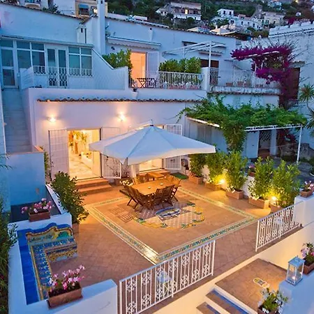 Villa Sleeps 6 Pool Air Con *